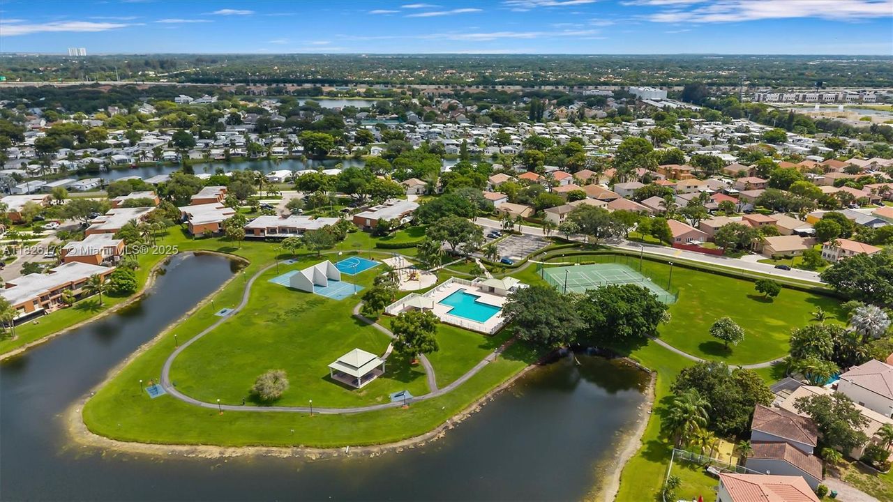 For Sale: $539,990 (4 beds, 2 baths, 1886 Square Feet)