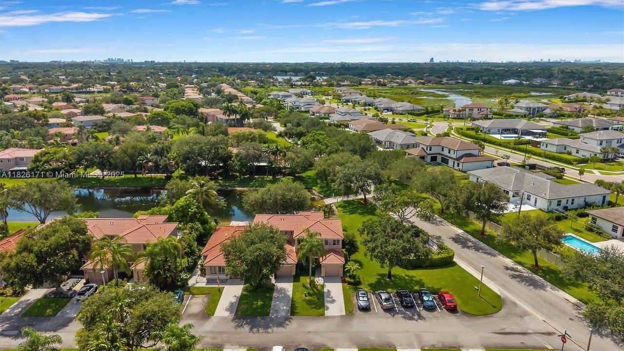 For Sale: $539,990 (4 beds, 2 baths, 1886 Square Feet)