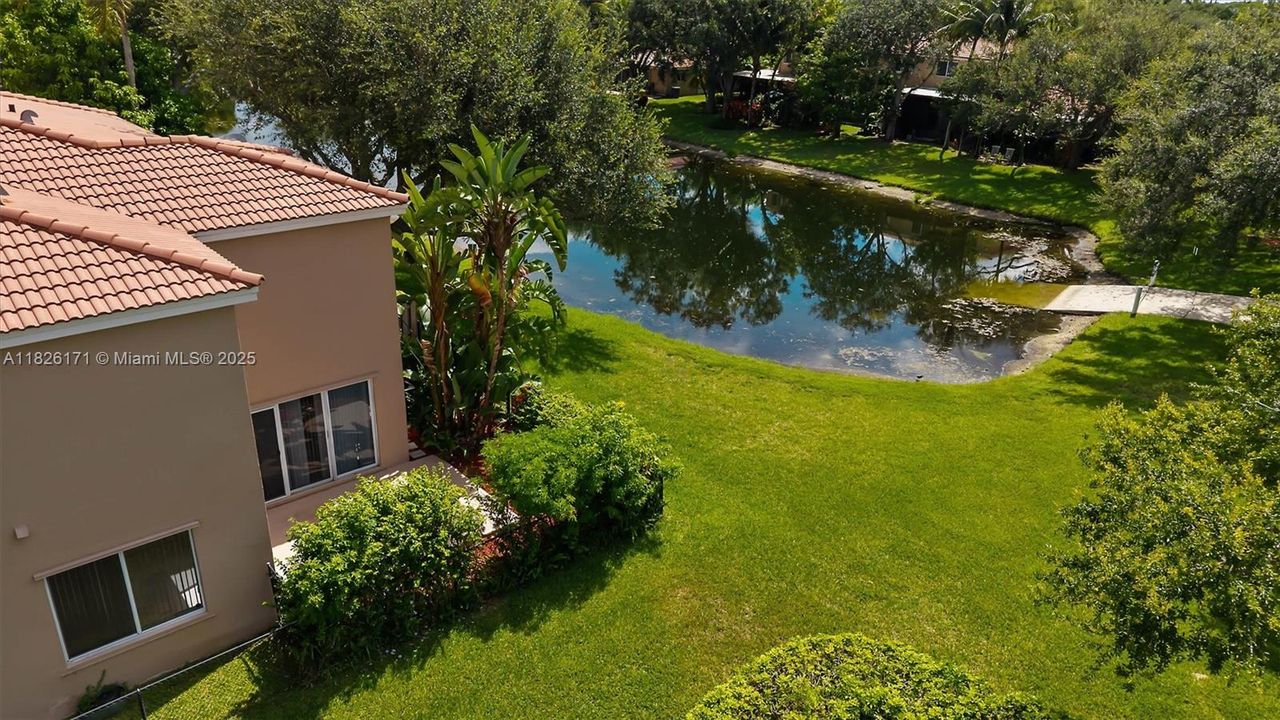 For Sale: $539,990 (4 beds, 2 baths, 1886 Square Feet)