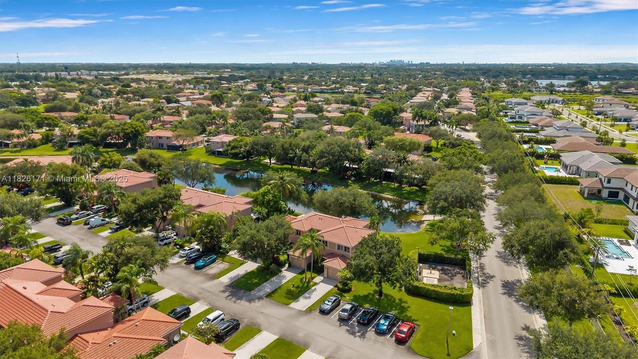 For Sale: $539,990 (4 beds, 2 baths, 1886 Square Feet)