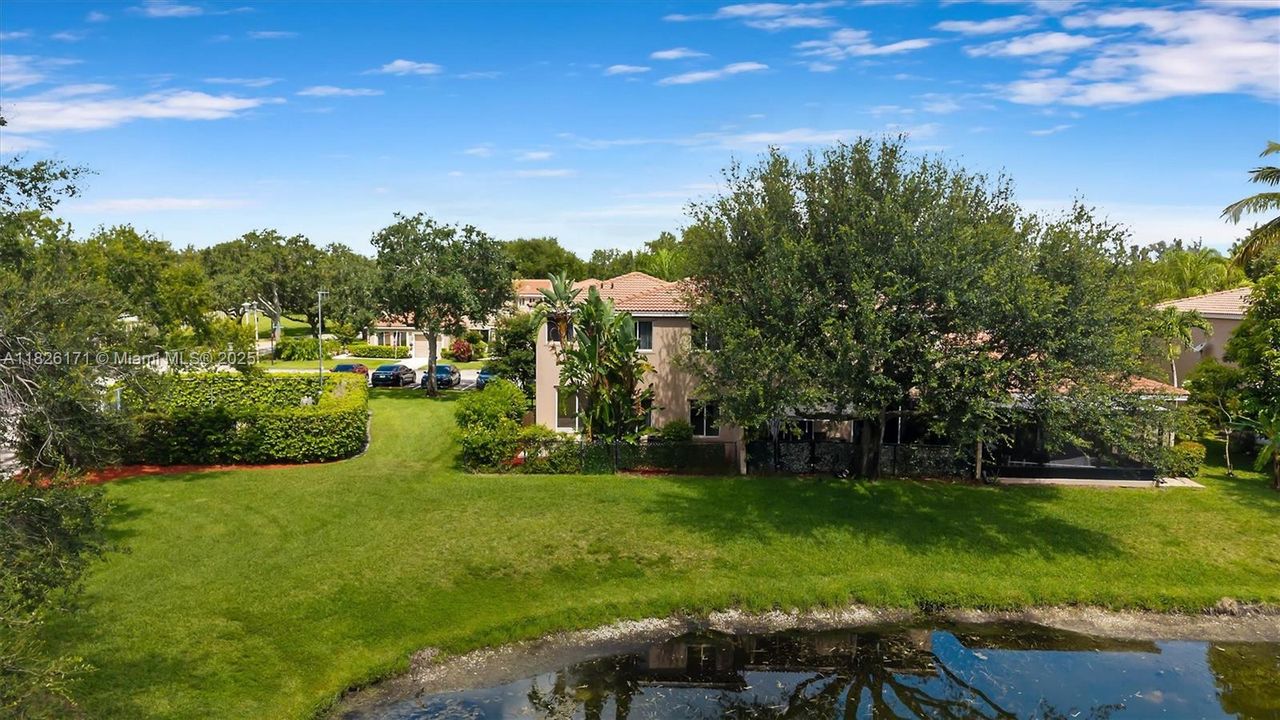 For Sale: $539,990 (4 beds, 2 baths, 1886 Square Feet)