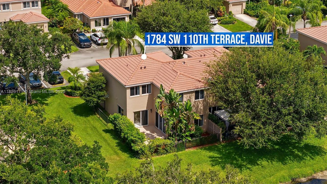 For Sale: $539,990 (4 beds, 2 baths, 1886 Square Feet)