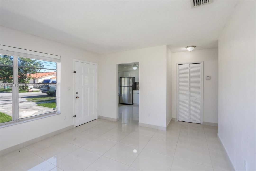 最近售出: $885,000 (0 贝兹, 0 浴室, 1929 平方英尺)