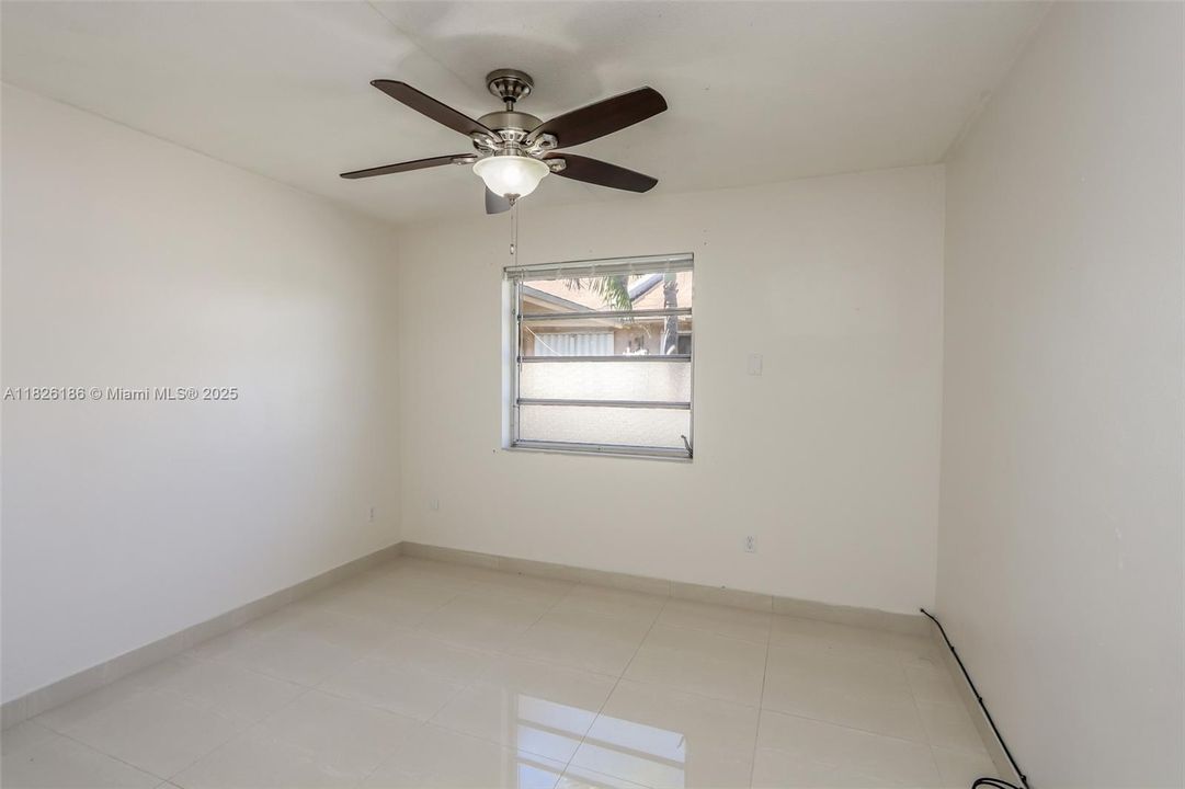 最近售出: $885,000 (0 贝兹, 0 浴室, 1929 平方英尺)