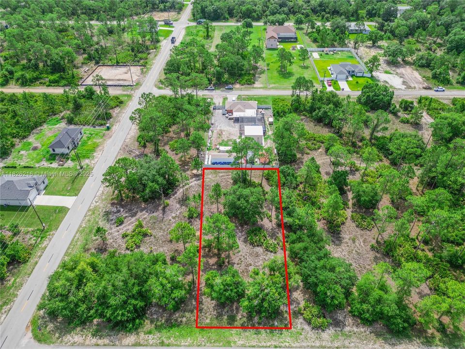 En Venta: $40,000 (0.50 acres)