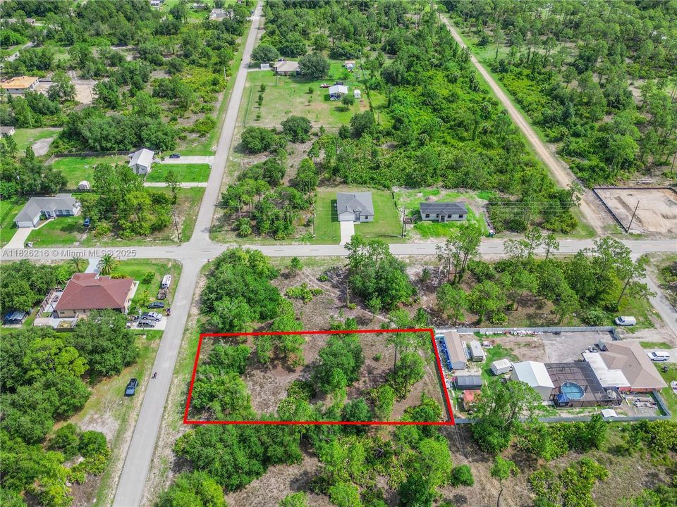 En Venta: $40,000 (0.50 acres)