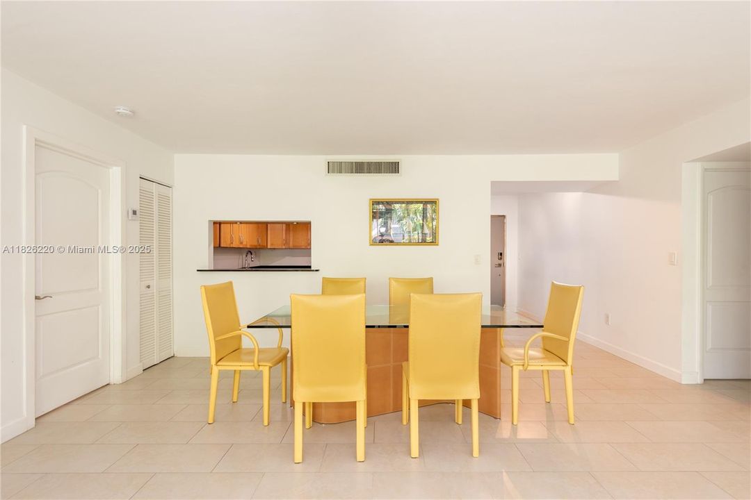 Recently Rented: $6,500 (3 beds, 2 baths, 1734 Square Feet)