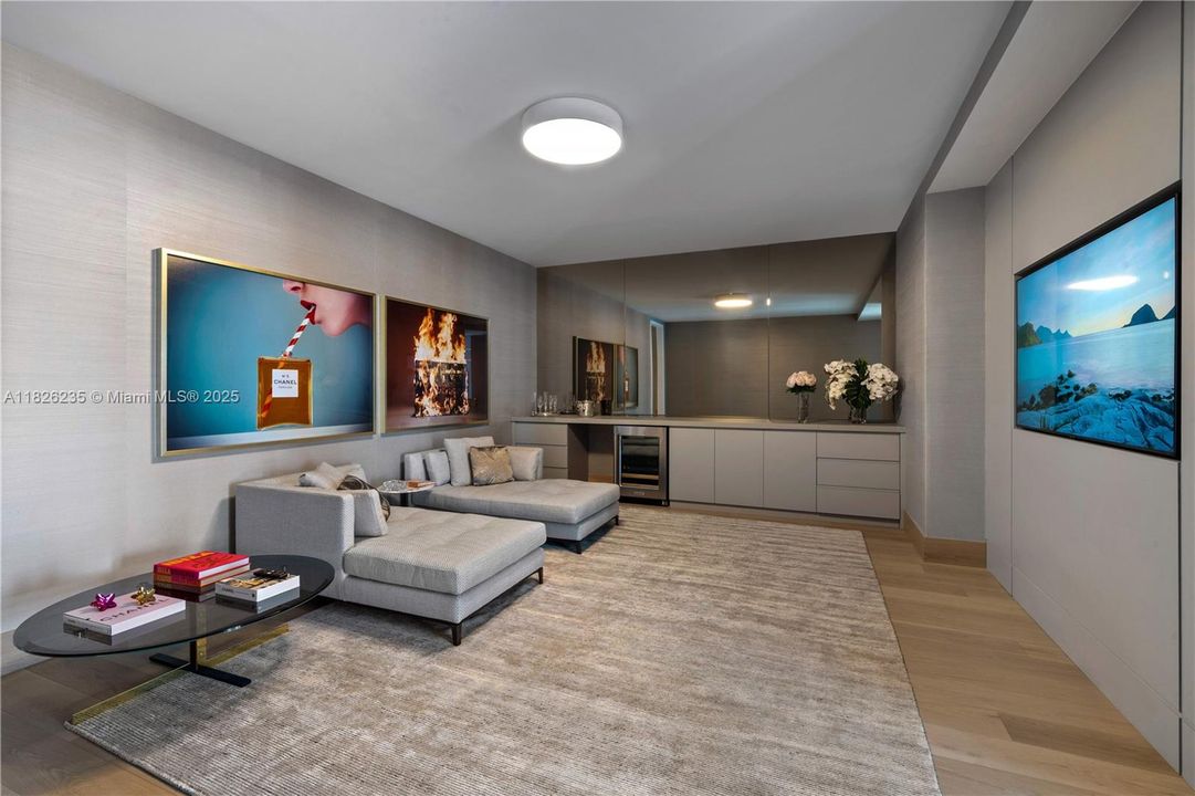 待售: $23,990,000 (4 贝兹, 5 浴室, 9051 平方英尺)