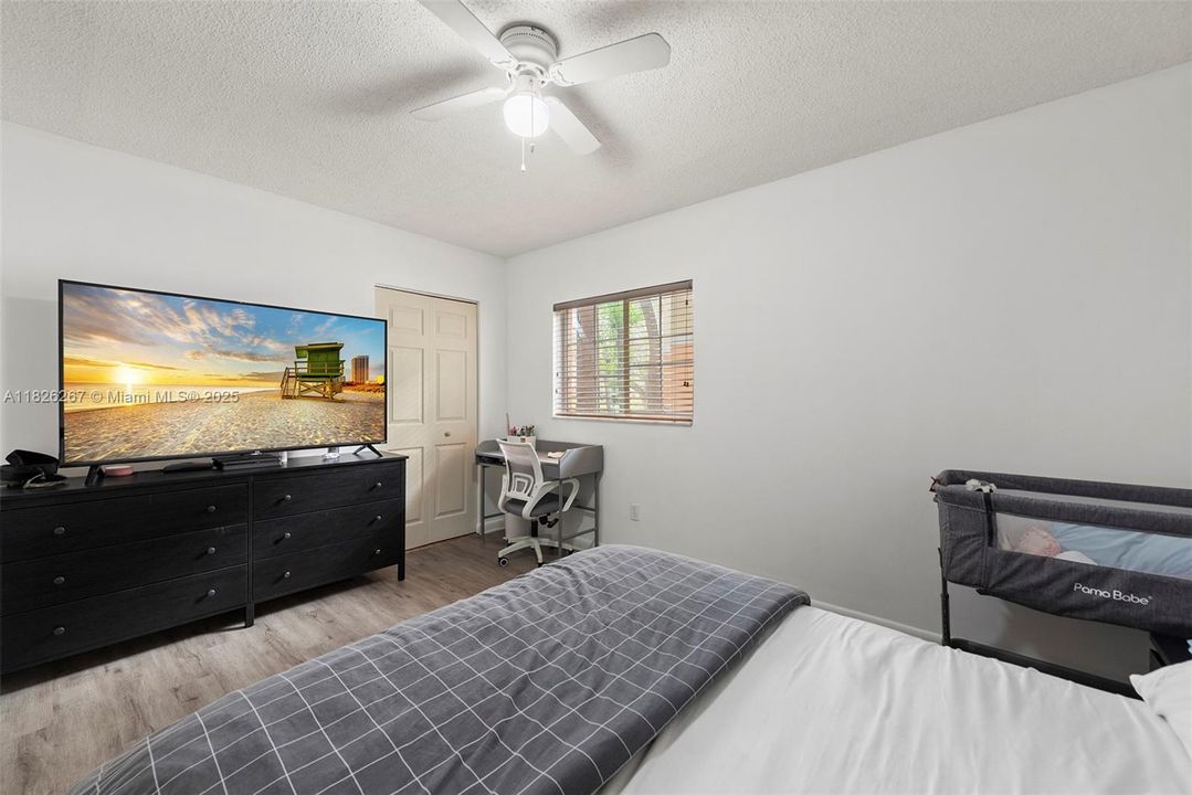 Activo con contrato: $239,000 (2 camas, 1 baños, 749 Pies cuadrados)