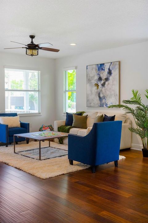 待售: $1,095,000 (4 贝兹, 3 浴室, 2770 平方英尺)