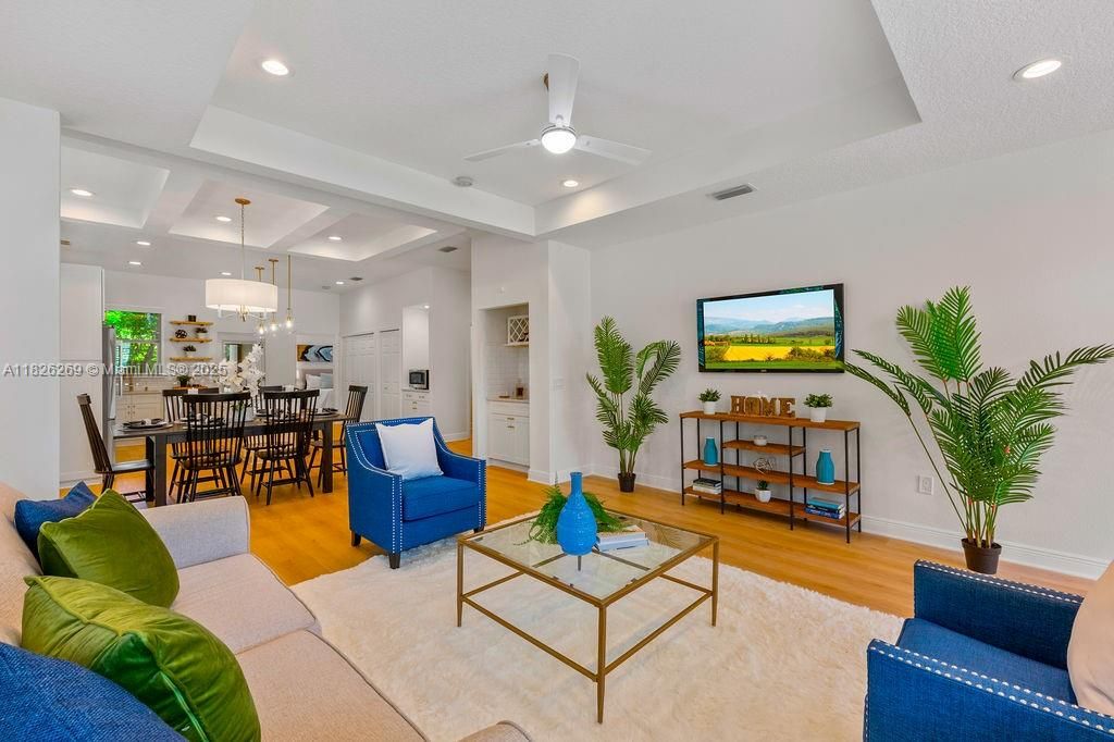 待售: $1,095,000 (4 贝兹, 3 浴室, 2770 平方英尺)