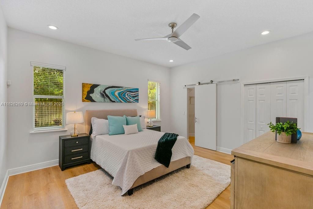 待售: $1,095,000 (4 贝兹, 3 浴室, 2770 平方英尺)