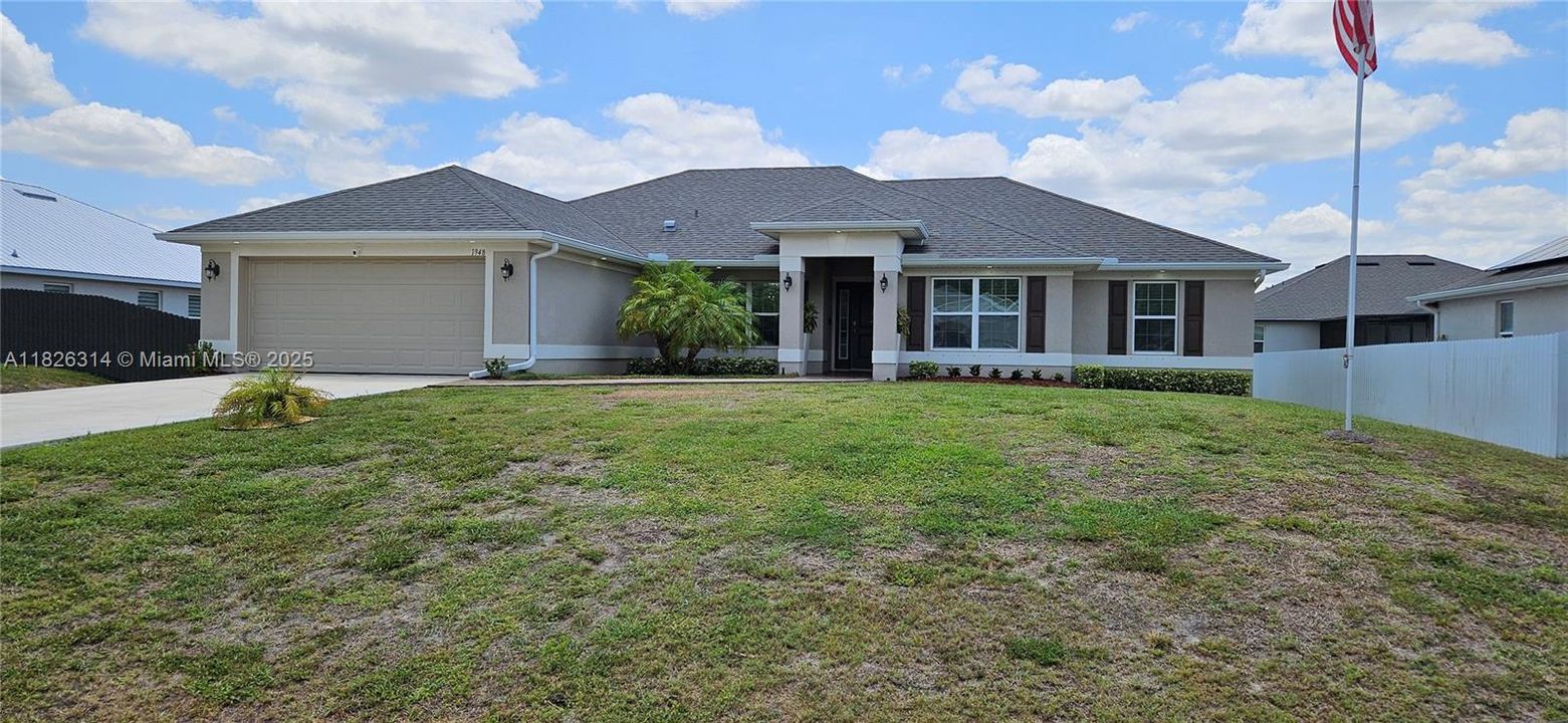 Недавно продано: $349,900 (4 спален, 2 ванн, 0 Квадратных фут)