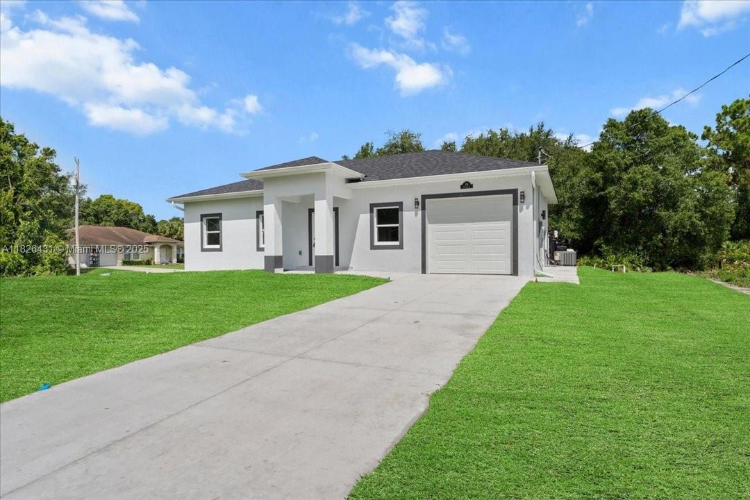 Vendido Recientemente: $276,000 (3 camas, 3 baños, 0 Pies cuadrados)