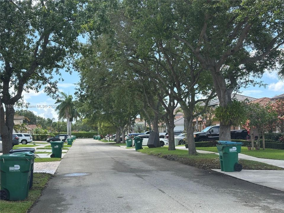 Recently Rented: $4,500 (4 beds, 2 baths, 1900 Square Feet)