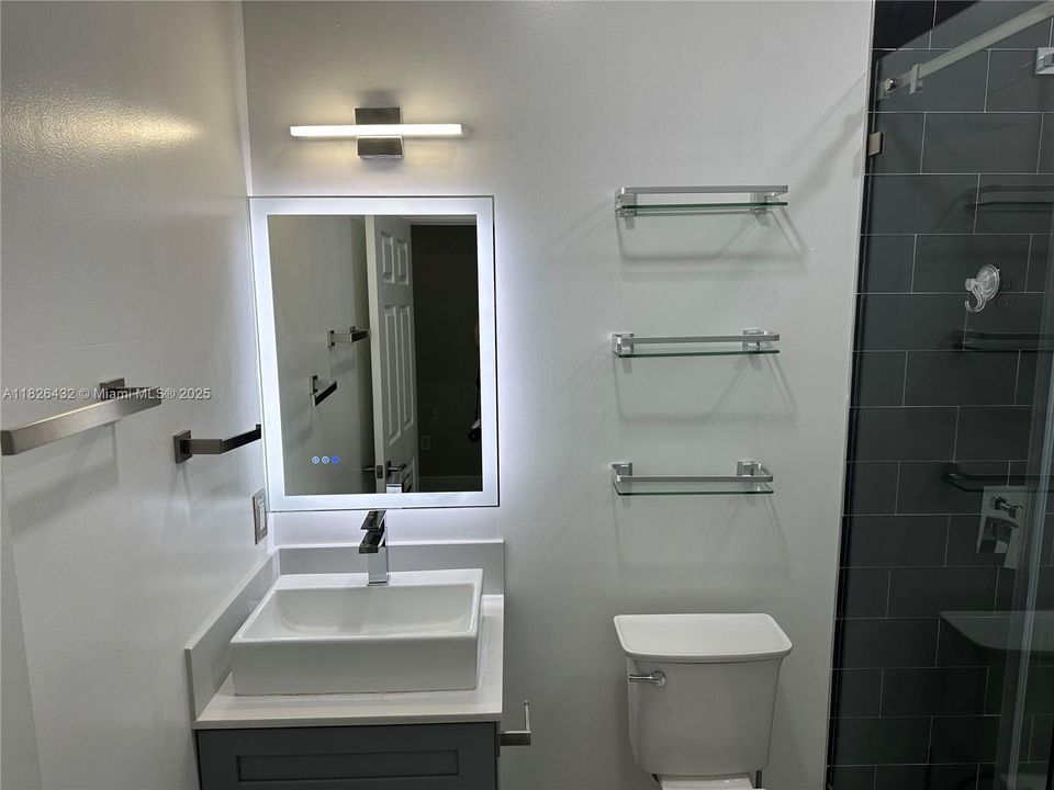 Recently Rented: $4,500 (4 beds, 2 baths, 1900 Square Feet)