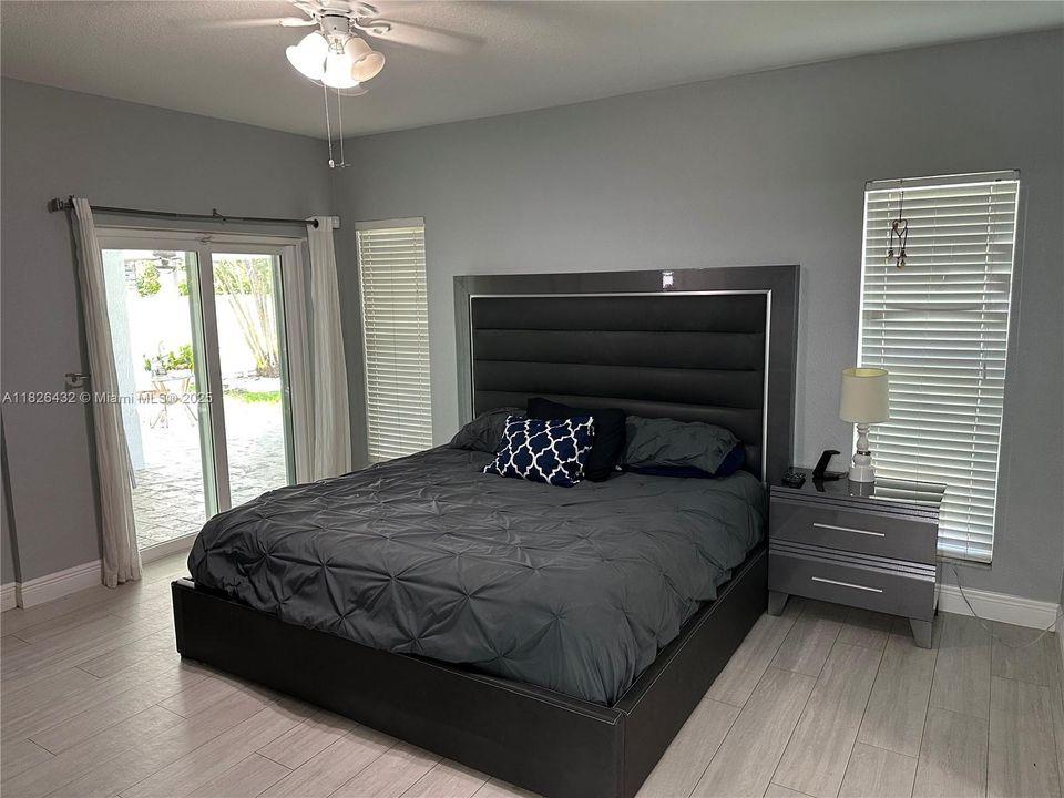 Recently Rented: $4,500 (4 beds, 2 baths, 1900 Square Feet)