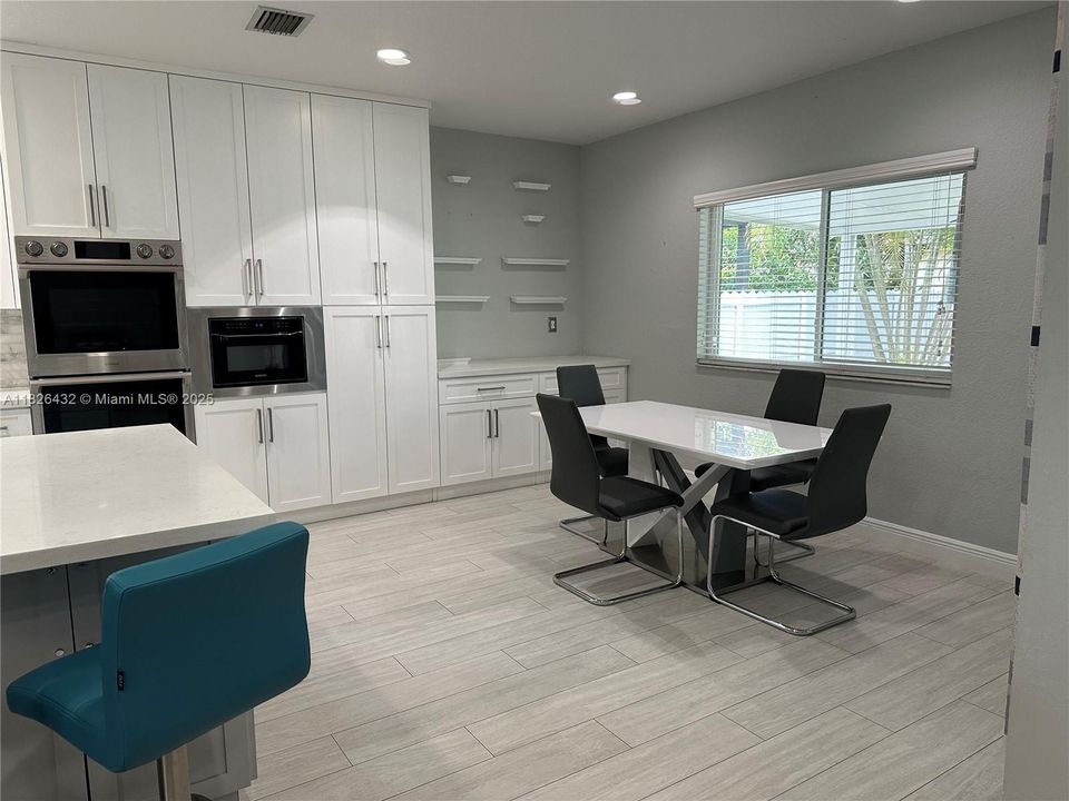 Recently Rented: $4,500 (4 beds, 2 baths, 1900 Square Feet)