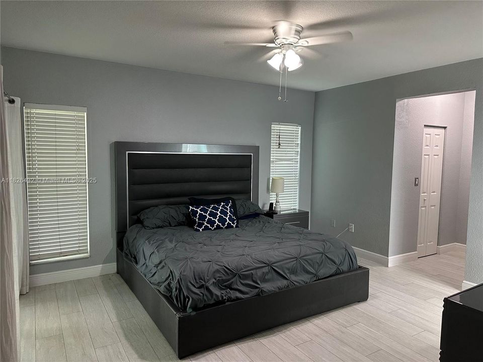 Recently Rented: $4,500 (4 beds, 2 baths, 1900 Square Feet)