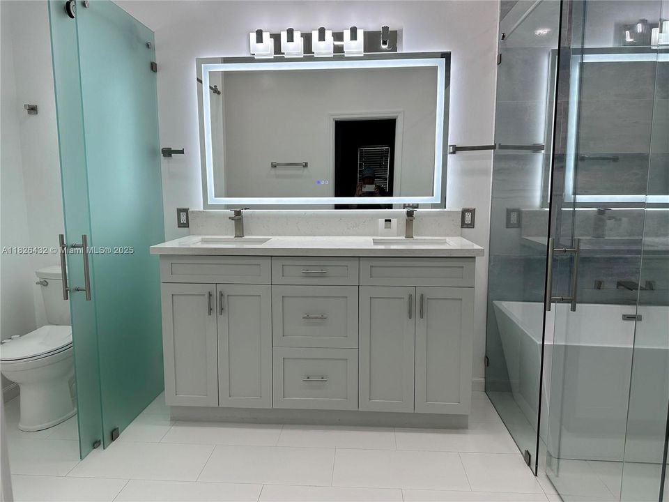 Recently Rented: $4,500 (4 beds, 2 baths, 1900 Square Feet)