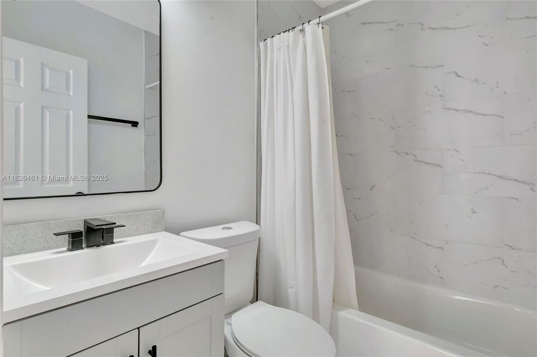 Recently Sold: $515,000 (4 beds, 2 baths, 1209 Square Feet)