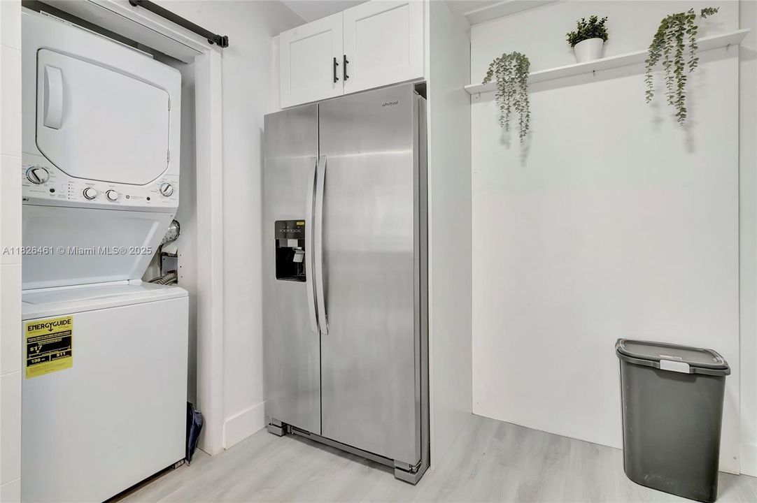 Recently Sold: $515,000 (4 beds, 2 baths, 1209 Square Feet)