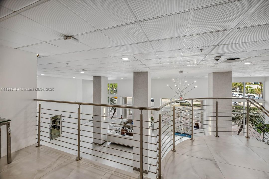 For Sale: $449,900 (2 beds, 2 baths, 1288 Square Feet)