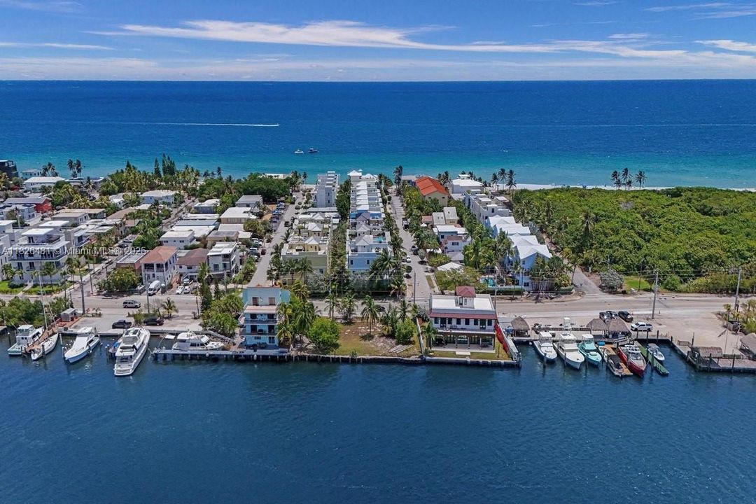 En Venta: $2,390,000 (4 camas, 4 baños, 3228 Pies cuadrados)