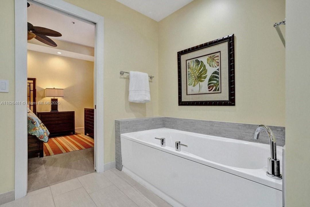 En Venta: $2,390,000 (4 camas, 4 baños, 3228 Pies cuadrados)