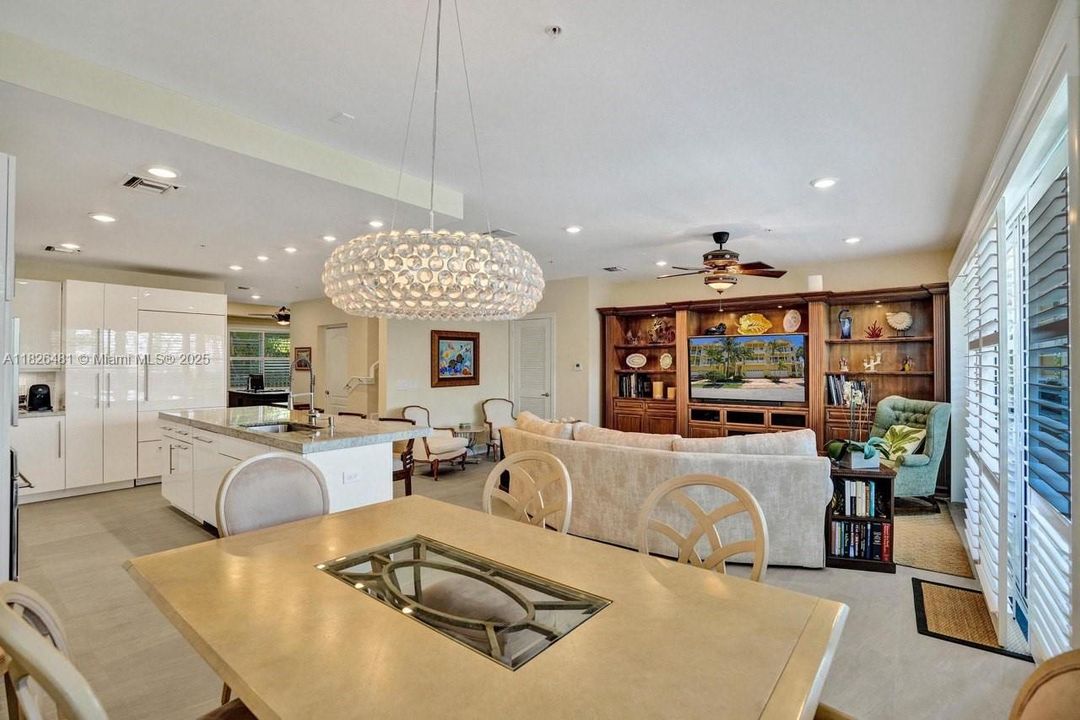 En Venta: $2,390,000 (4 camas, 4 baños, 3228 Pies cuadrados)