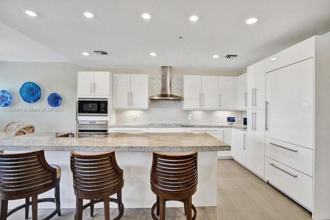 En Venta: $2,390,000 (4 camas, 4 baños, 3228 Pies cuadrados)