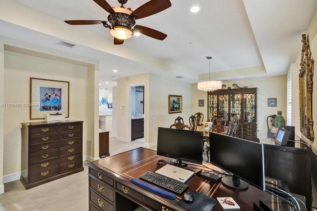 En Venta: $2,390,000 (4 camas, 4 baños, 3228 Pies cuadrados)