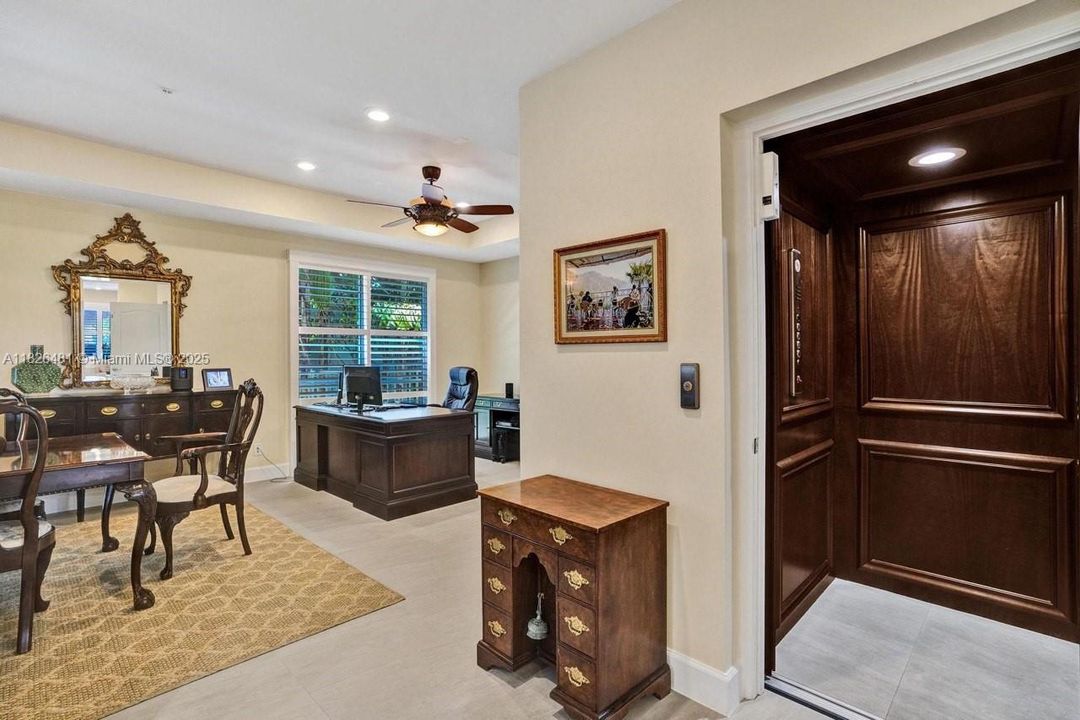 En Venta: $2,390,000 (4 camas, 4 baños, 3228 Pies cuadrados)