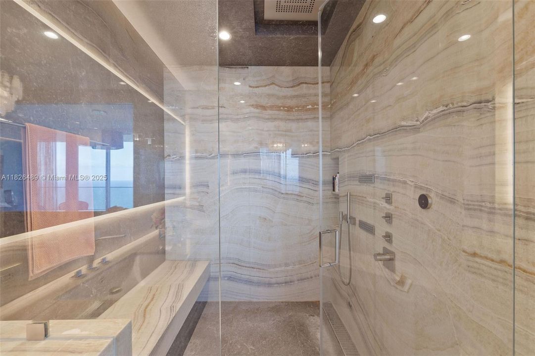 For Sale: $7,999,999 (4 beds, 5 baths, 2987 Square Feet)