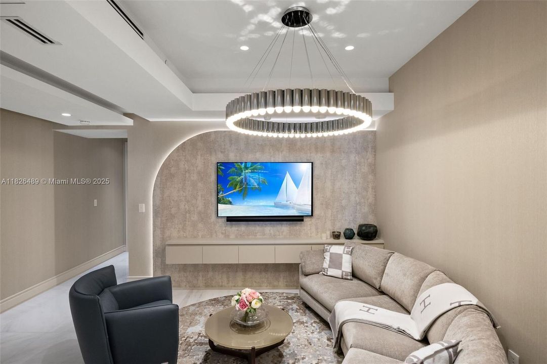 For Sale: $7,999,999 (4 beds, 5 baths, 2987 Square Feet)