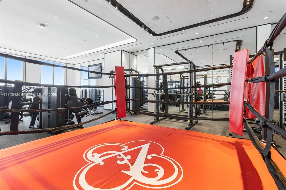 For Sale: $7,999,999 (4 beds, 5 baths, 2987 Square Feet)