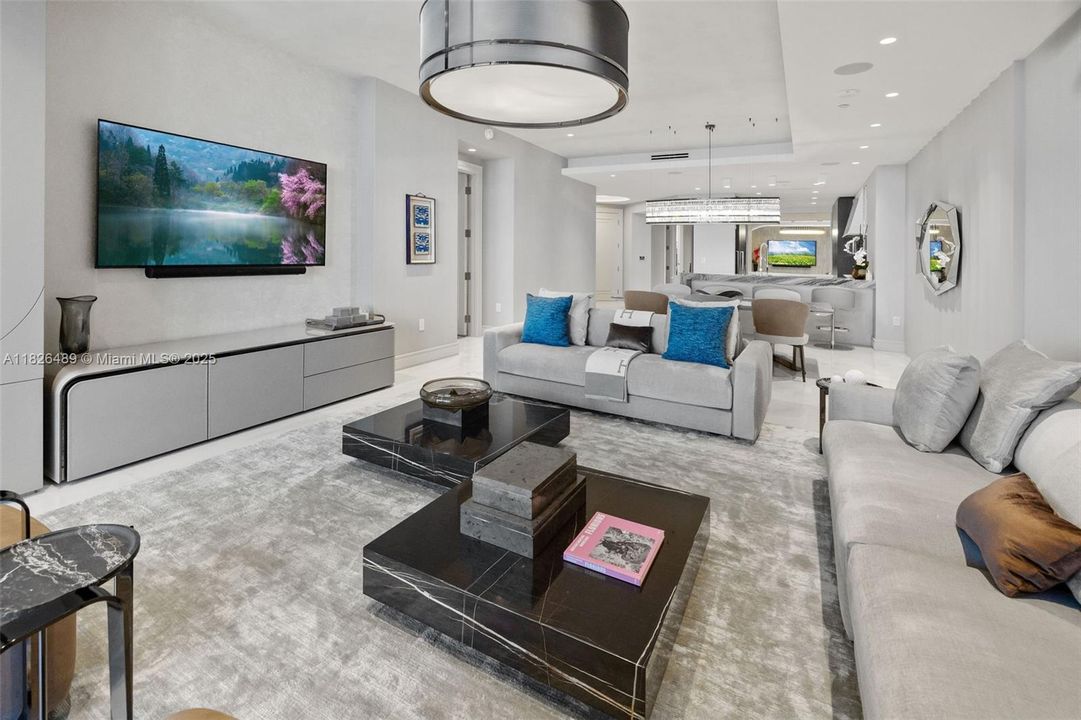 For Sale: $7,999,999 (4 beds, 5 baths, 2987 Square Feet)