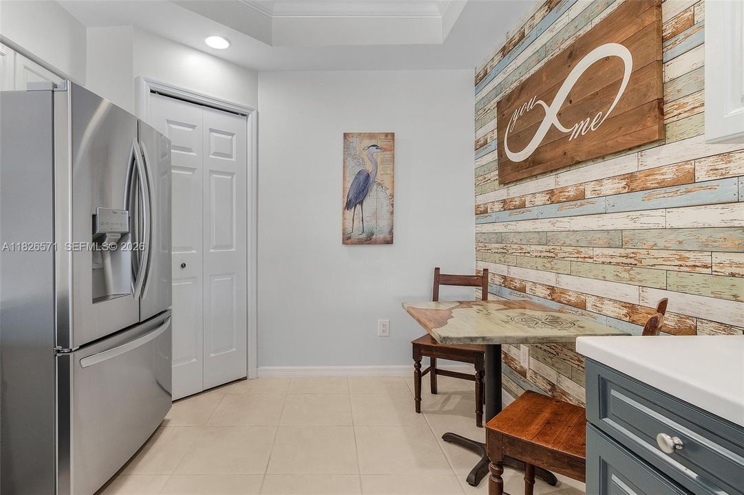 For Sale: $359,900 (3 beds, 2 baths, 1330 Square Feet)