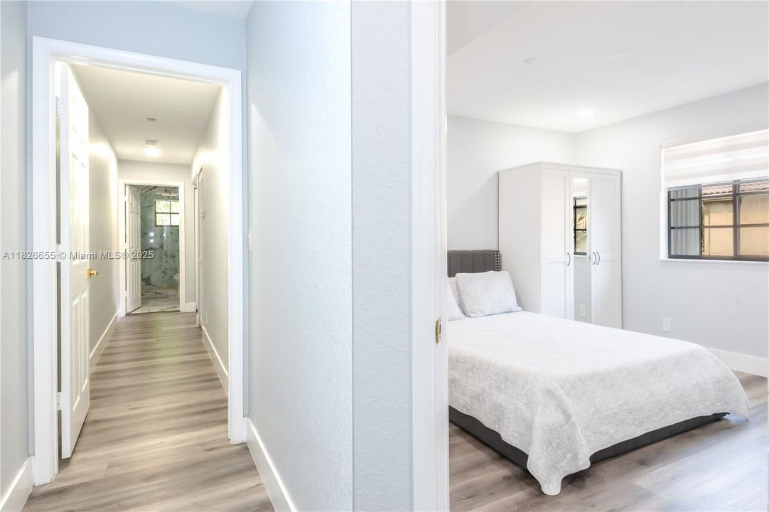 Под контрактом: $630,000 (4 спален, 2 ванн, 1790 Квадратных фут)