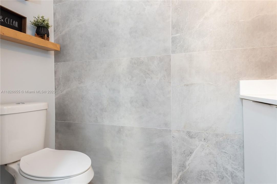 Под контрактом: $630,000 (4 спален, 2 ванн, 1790 Квадратных фут)