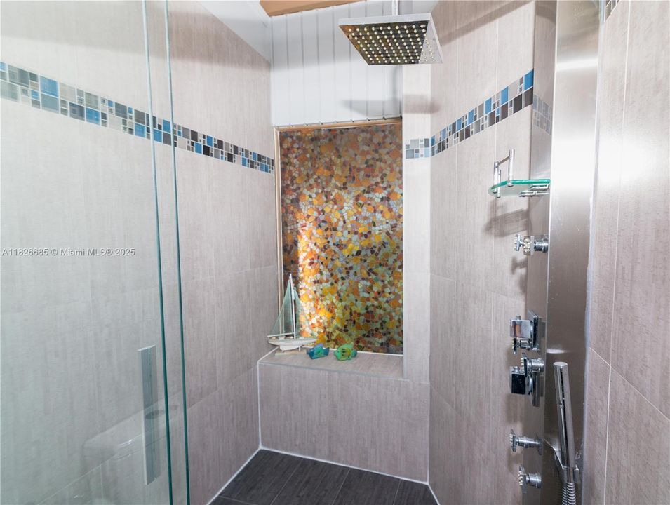 For Rent: $3,750 (2 beds, 2 baths, 1344 Square Feet)