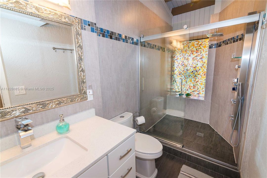 For Rent: $3,750 (2 beds, 2 baths, 1344 Square Feet)