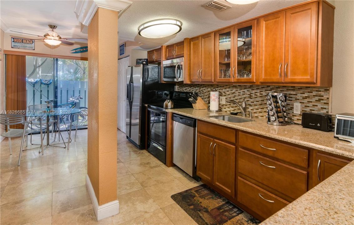 For Rent: $3,750 (2 beds, 2 baths, 1344 Square Feet)