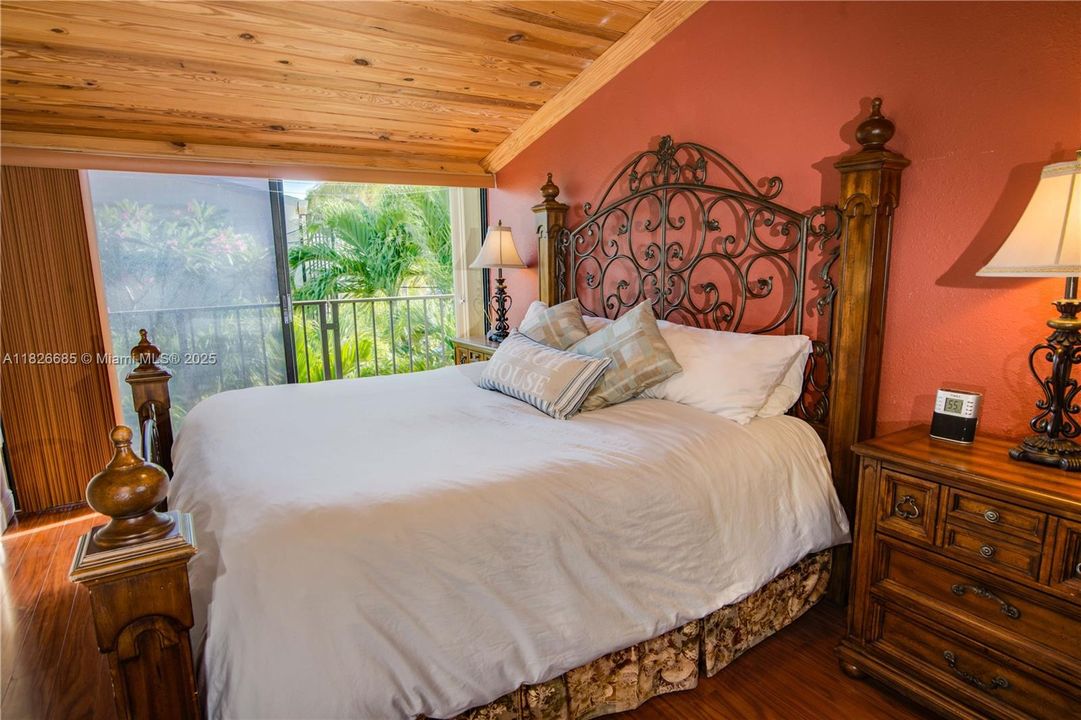 For Rent: $3,750 (2 beds, 2 baths, 1344 Square Feet)