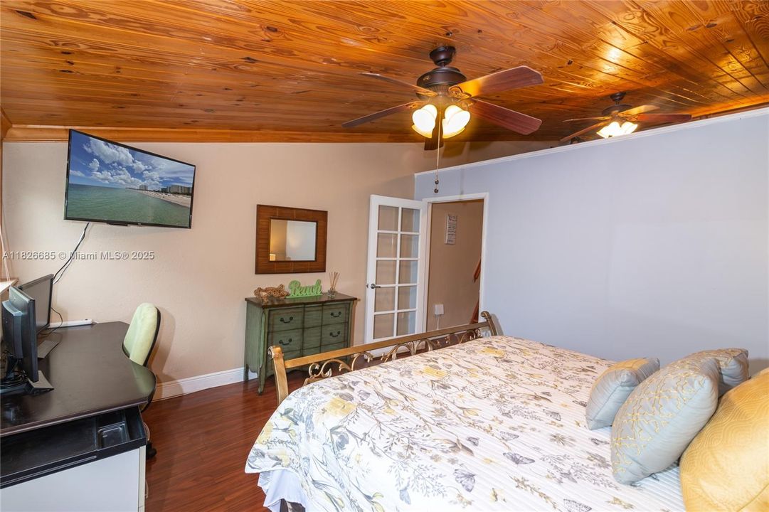 For Rent: $3,750 (2 beds, 2 baths, 1344 Square Feet)