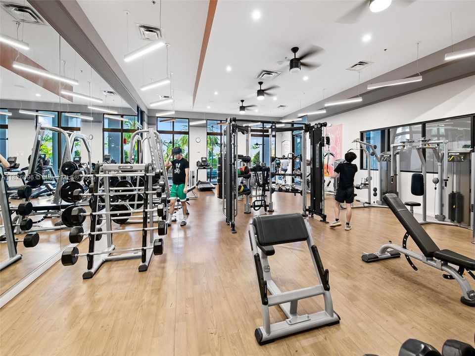 Recently Rented: $4,500 (4 beds, 3 baths, 1714 Square Feet)