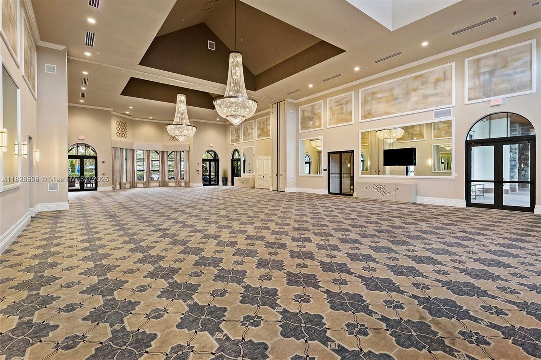 Recently Rented: $4,500 (4 beds, 3 baths, 1714 Square Feet)