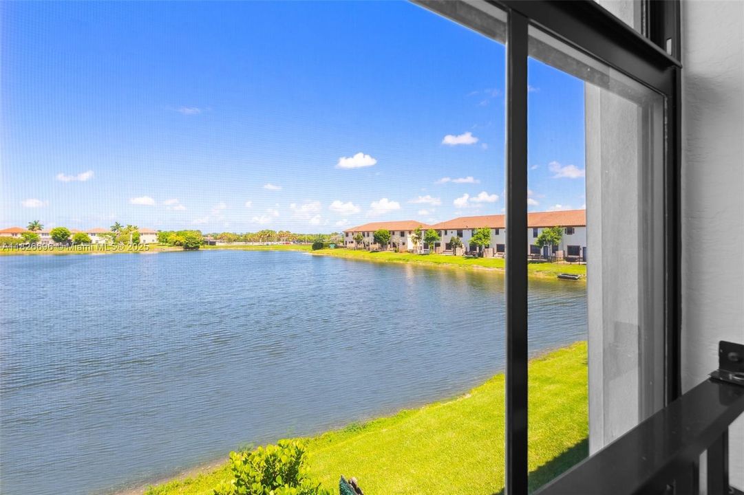 Recently Rented: $4,500 (4 beds, 3 baths, 1714 Square Feet)