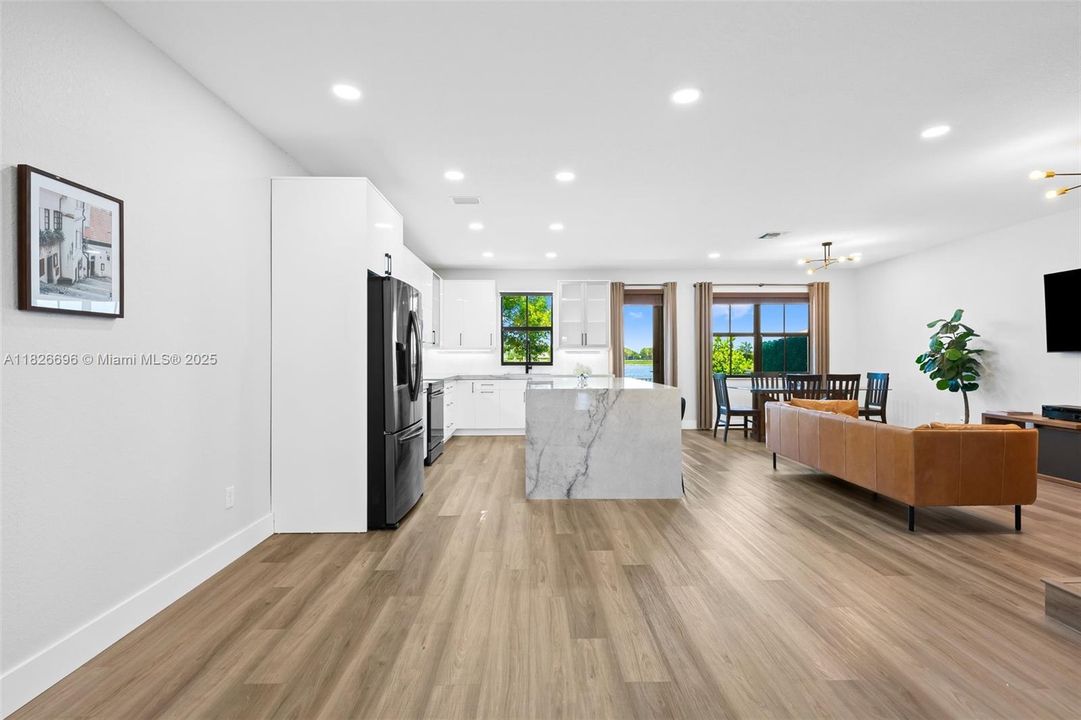 Recently Rented: $4,500 (4 beds, 3 baths, 1714 Square Feet)