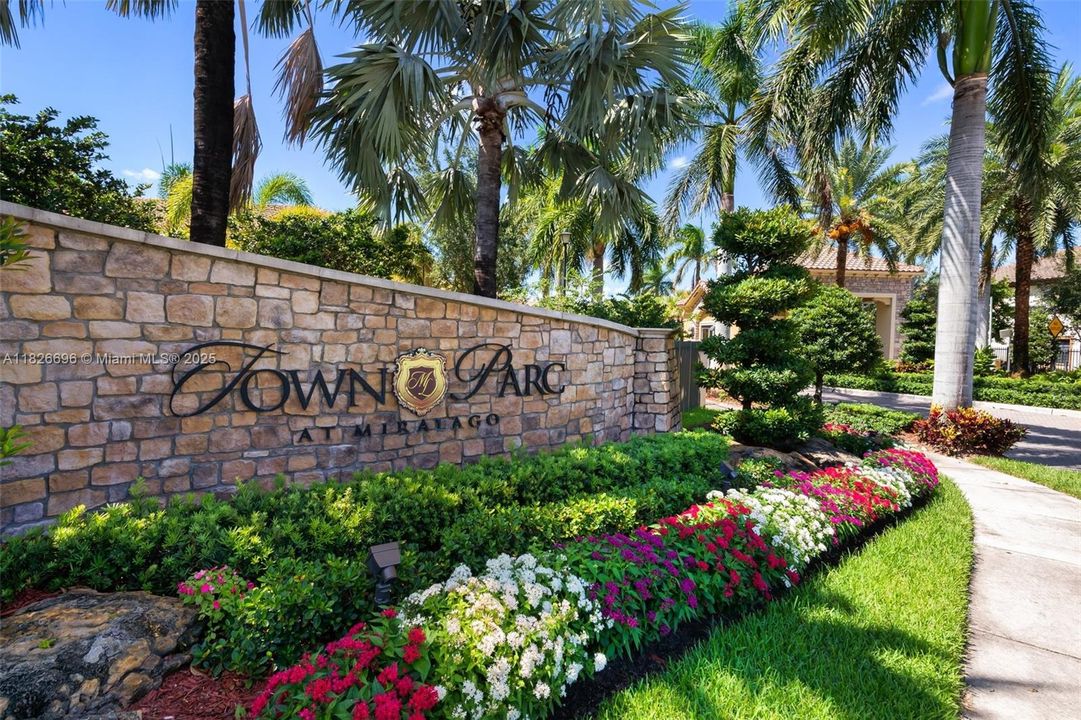 Recently Rented: $4,500 (4 beds, 3 baths, 1714 Square Feet)